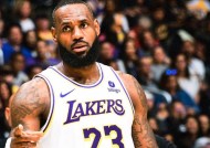 爱游戏官网-纳达尔迎来三赛季出色发挥，快船观众热烈欢呼！